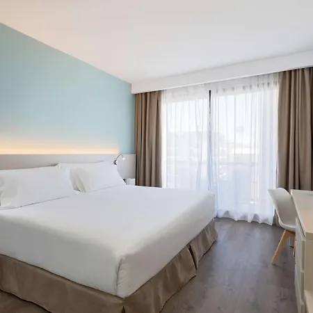 Occidental Hotel 4*
