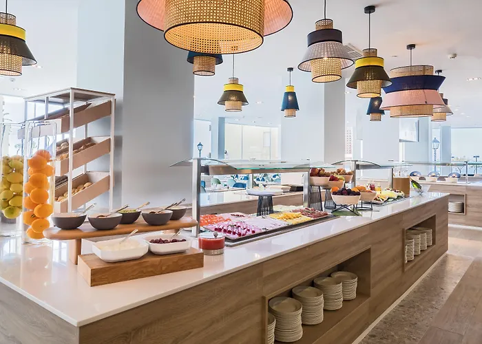 فندق Occidental 4*