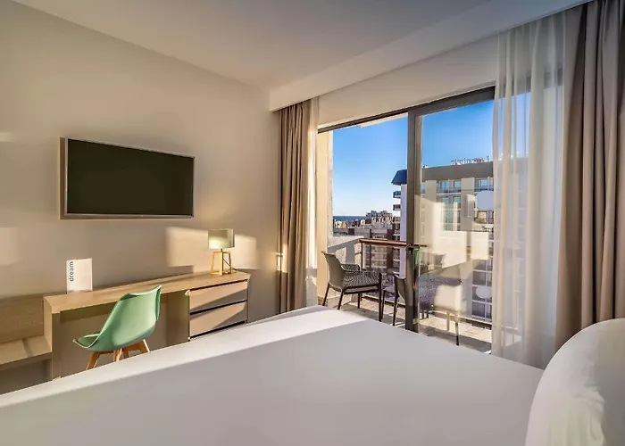 Occidental فوينخيرولا