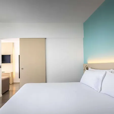 Occidental 4* פואנגירולה
