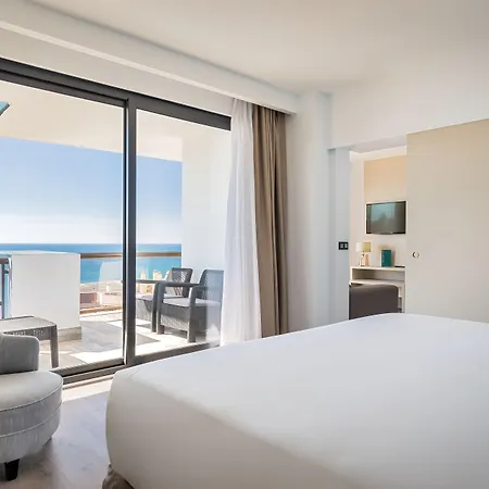 Occidental Hotel 4*